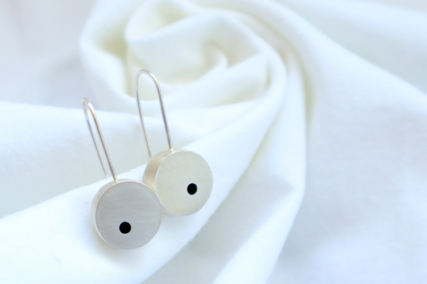 Nova Hollow earrings