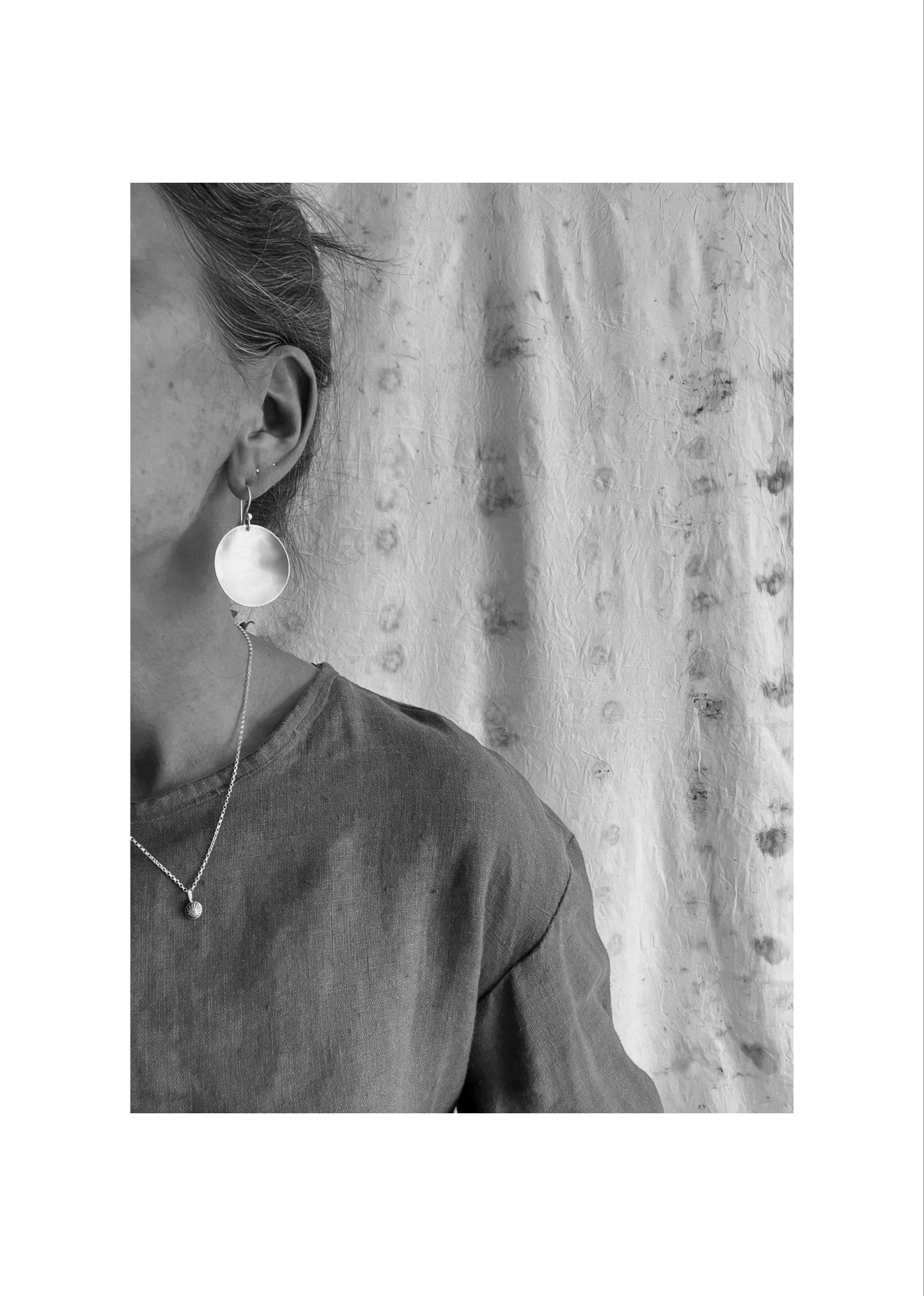 Full Moon drop earrings