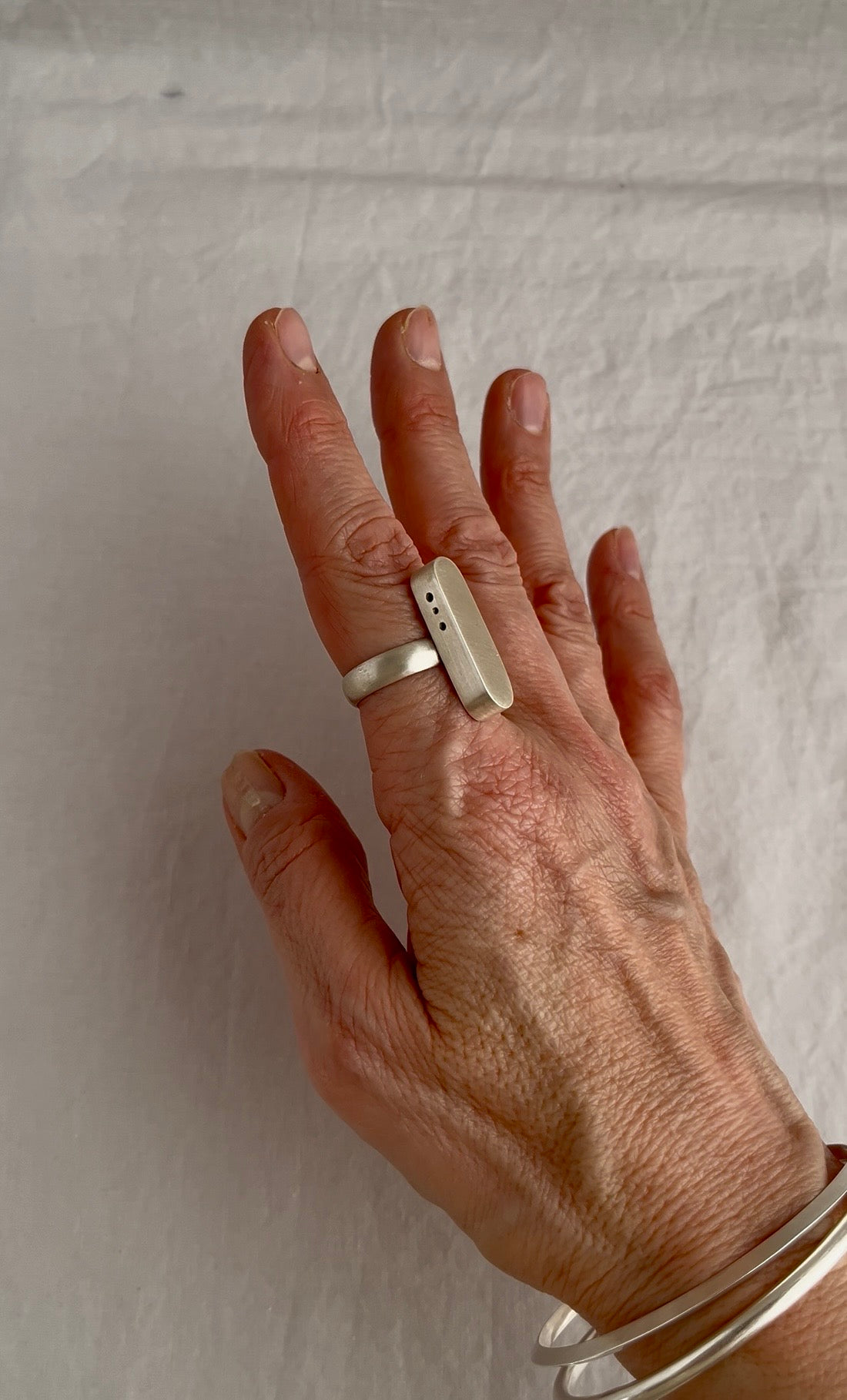 Hoxton Hollow Ring