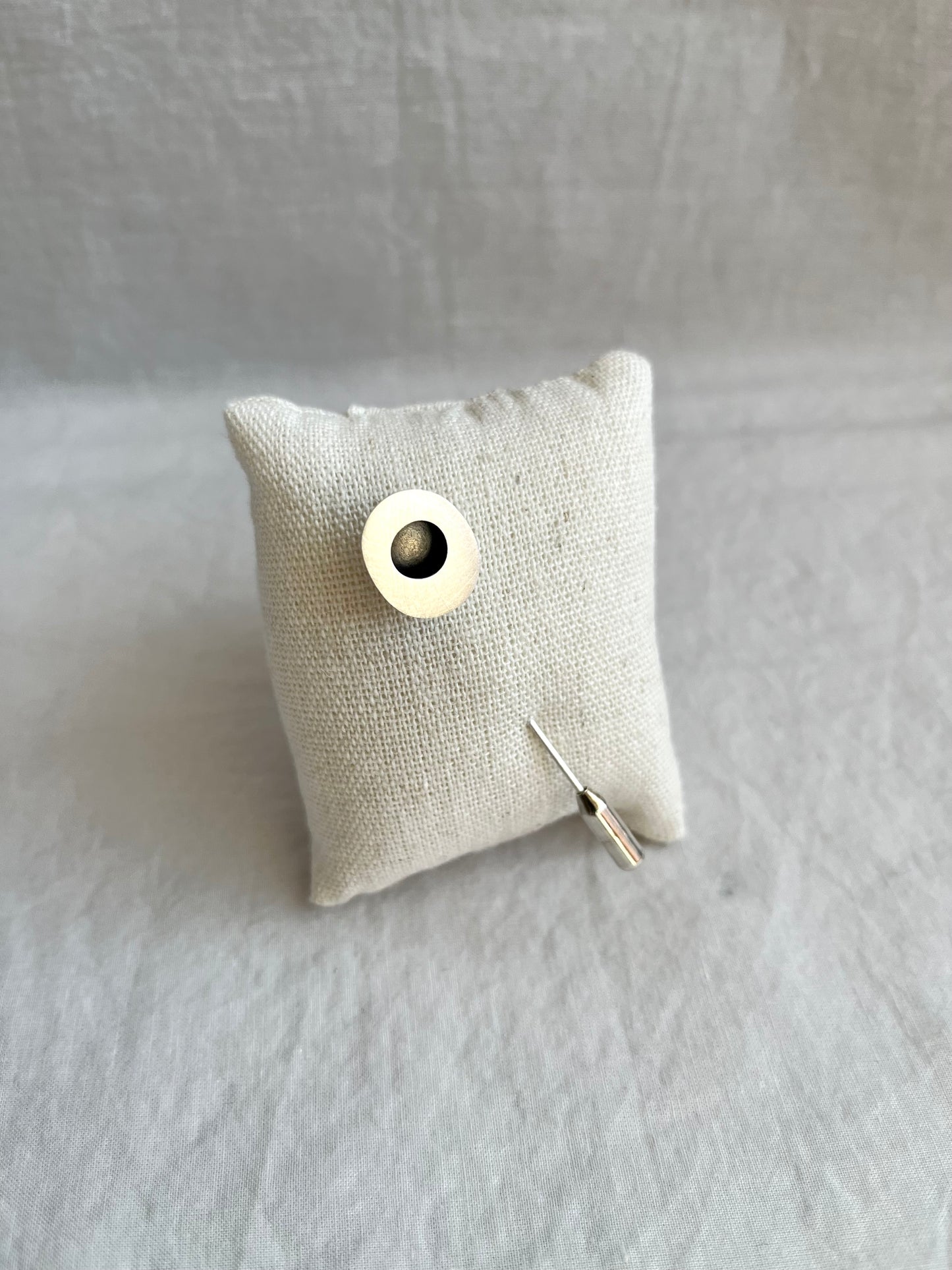Nerissa Contrast Brooch