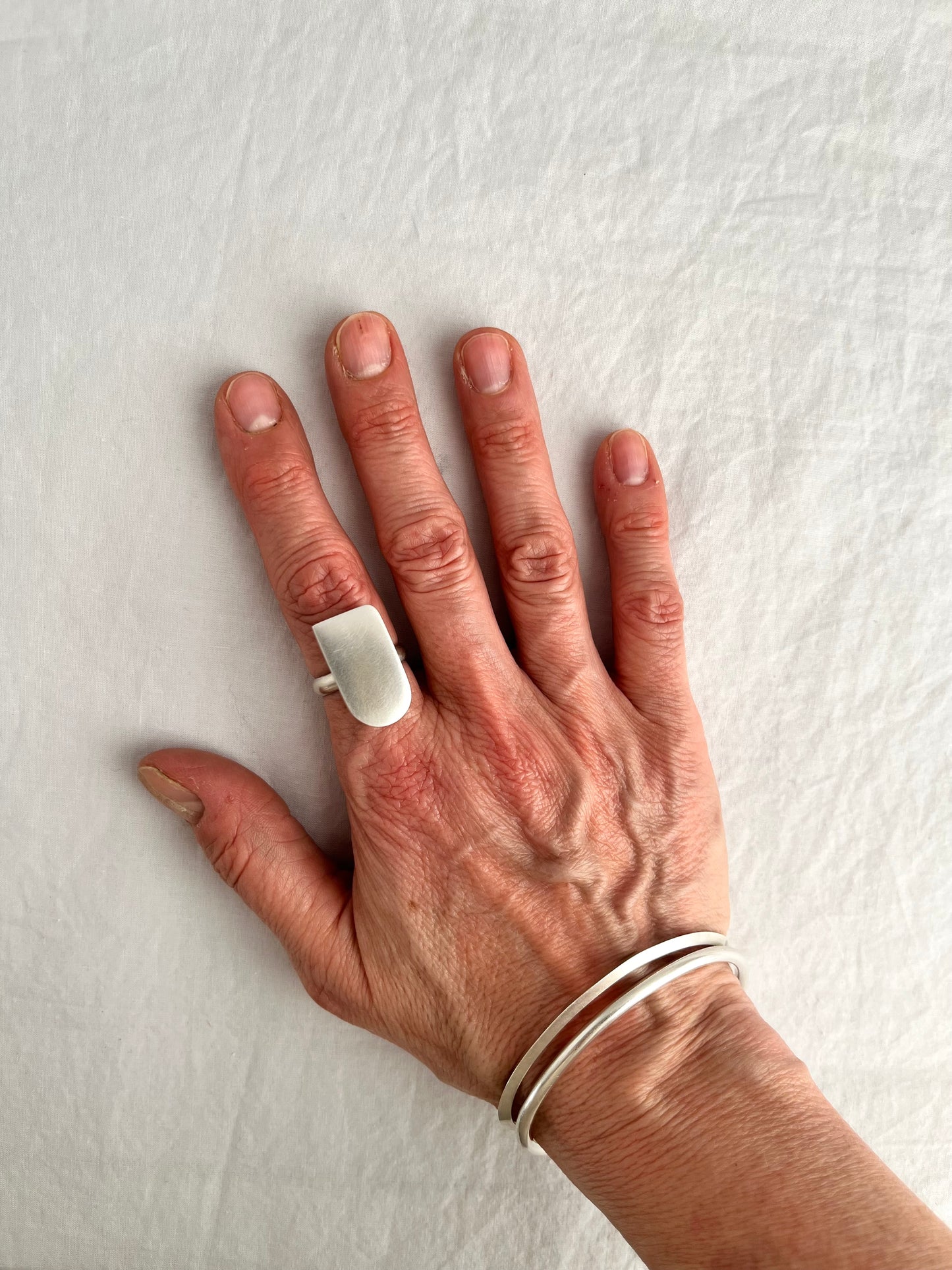 Leman Hollow Ring