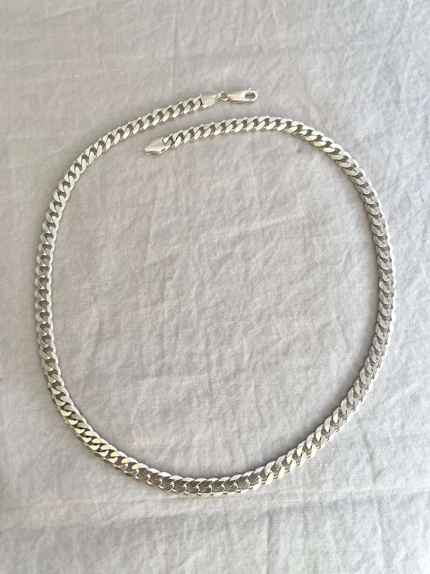 Devon Curb Chain