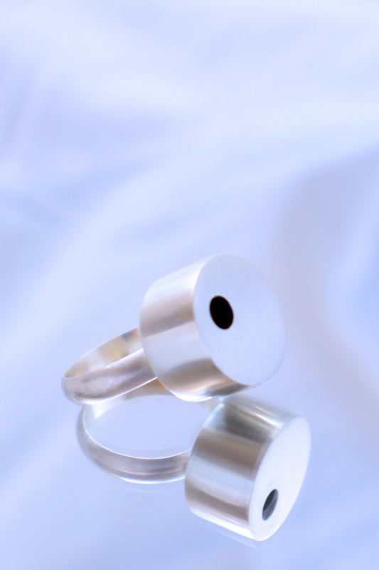 Nova Hollow Ring